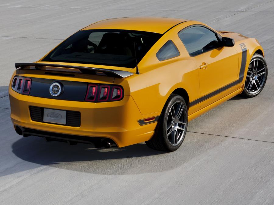 Ford Mustang Boss 302 Laguna Seca 2013 года  (фото 28 из 34)